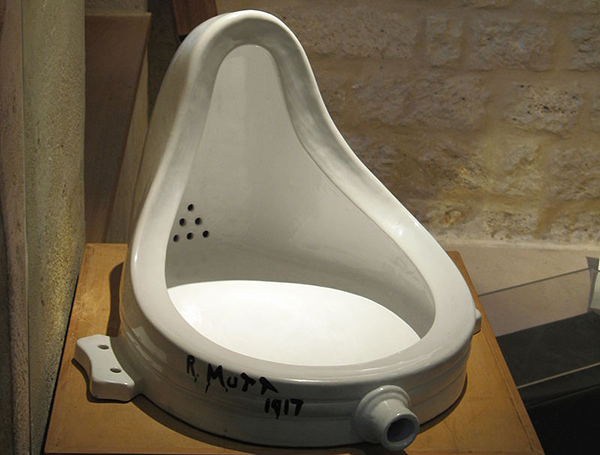 A fonte, por Marcel Duchamp, 1917. Fonte: wikipedia.org